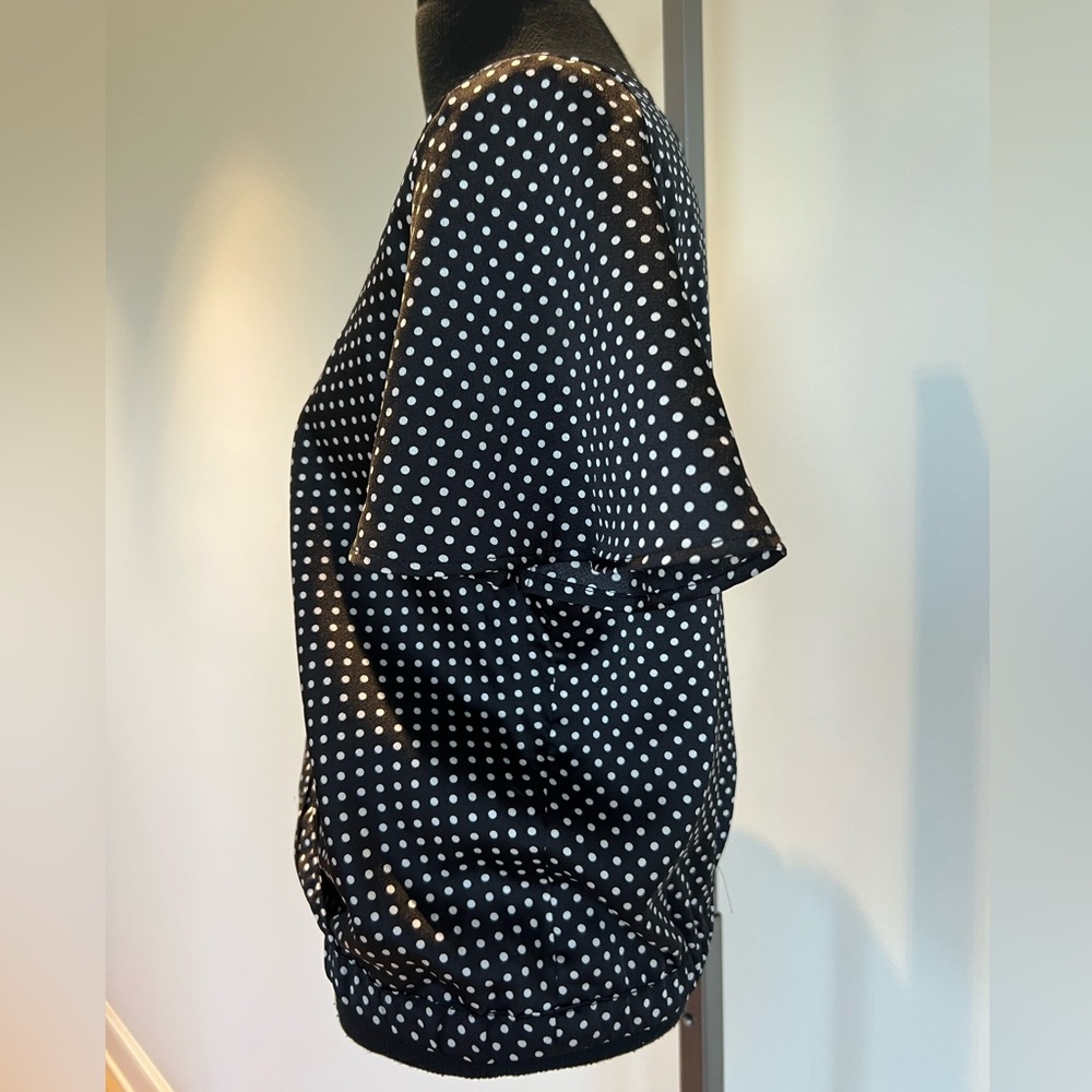 NWT Urban outfitters polka dot wrap crop top - Picture 6 of 10